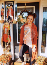 Load image into Gallery viewer, Acid Washed Pumpkin Tongue Leopard Lips