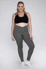 Load image into Gallery viewer, Plus Size V Waist Full Length Leggings
