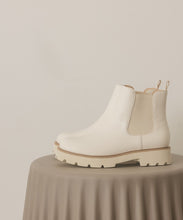 Load image into Gallery viewer, Chunky Sole Chelsea Boot
