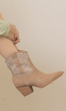 Load image into Gallery viewer, Cannes - Pearl Studded Western Boots
