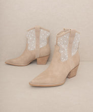 Load image into Gallery viewer, Cannes - Pearl Studded Western Boots
