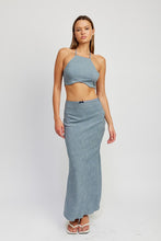 Load image into Gallery viewer, UNDERWIRE CROPPED HALTER TOP
