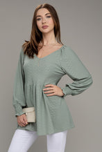 Load image into Gallery viewer, V Neck Solid Ruffle Hem Top
