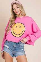 Load image into Gallery viewer, SMILEY FACE LONG SLEEVE CROP TOP
