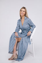 Load image into Gallery viewer, Geometric Print Wrap Dress
