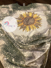 Load image into Gallery viewer, Leopard Sunflower Tee
